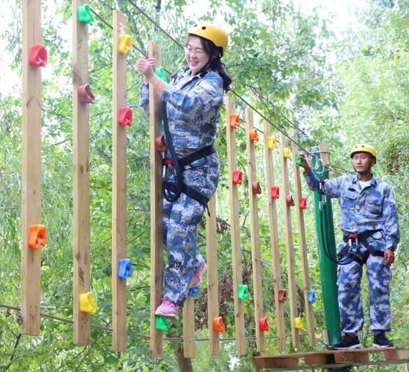 木质无动力游乐设备防腐措施