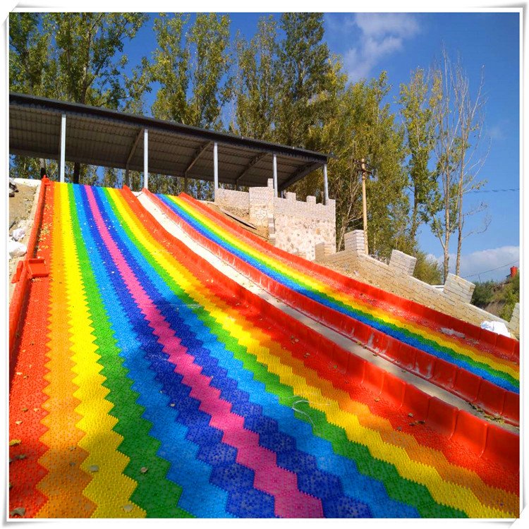 购买无动力游乐设备要注意些什么