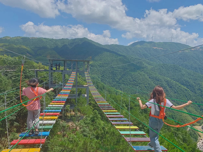 [鼎创分享]步步惊心桥建造适合哪些场地？