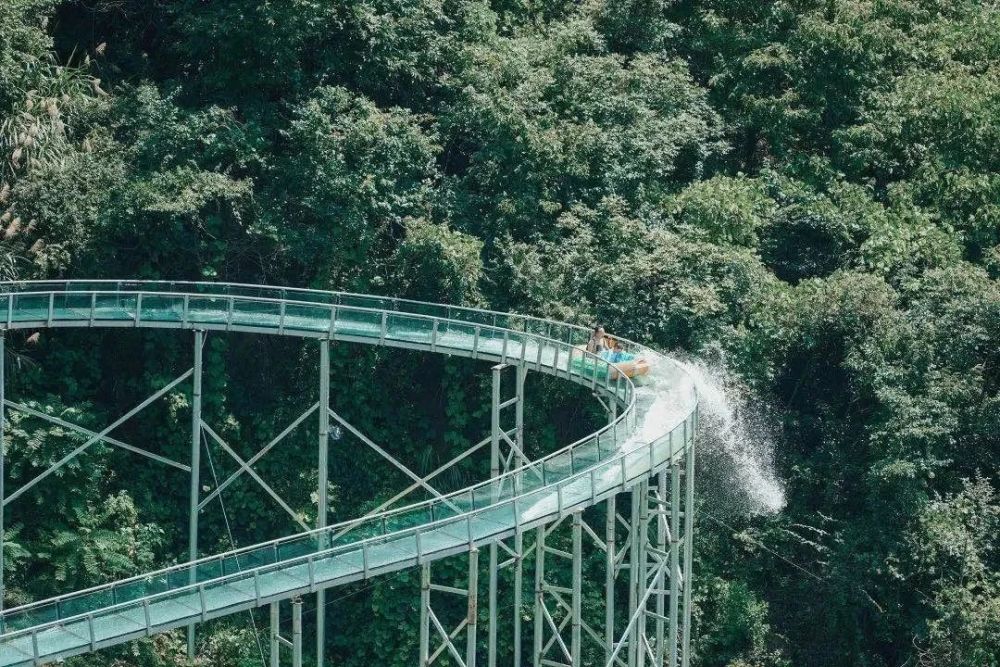 玻璃水滑道建设都有哪些施工流程？